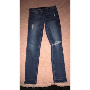 Aeropostale skinny jeans!